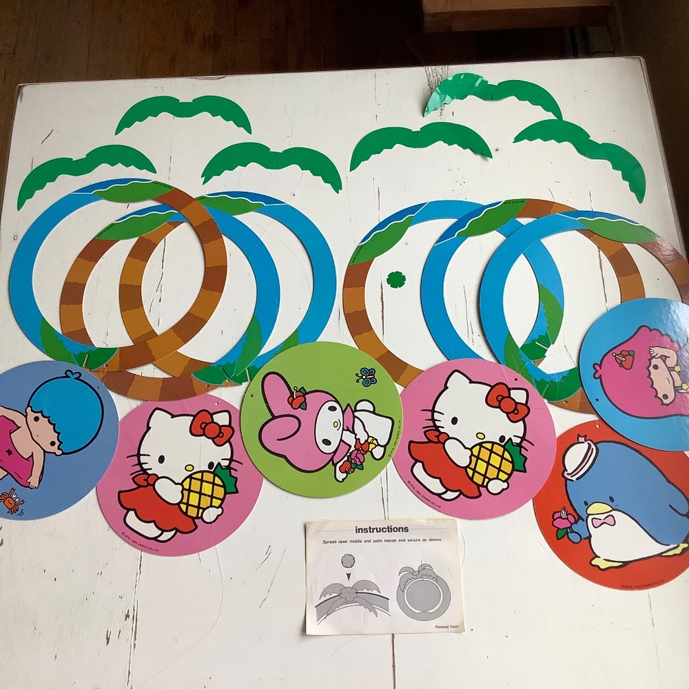 Bundle of 6 Vintage Sanrio Hello Kitty & Friends mobiles